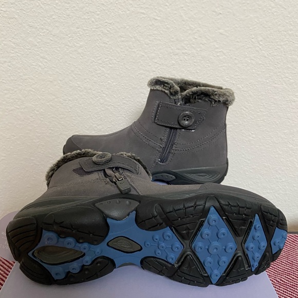 Easy Spirit Boots Eliria Gray - Picture 5 of 6